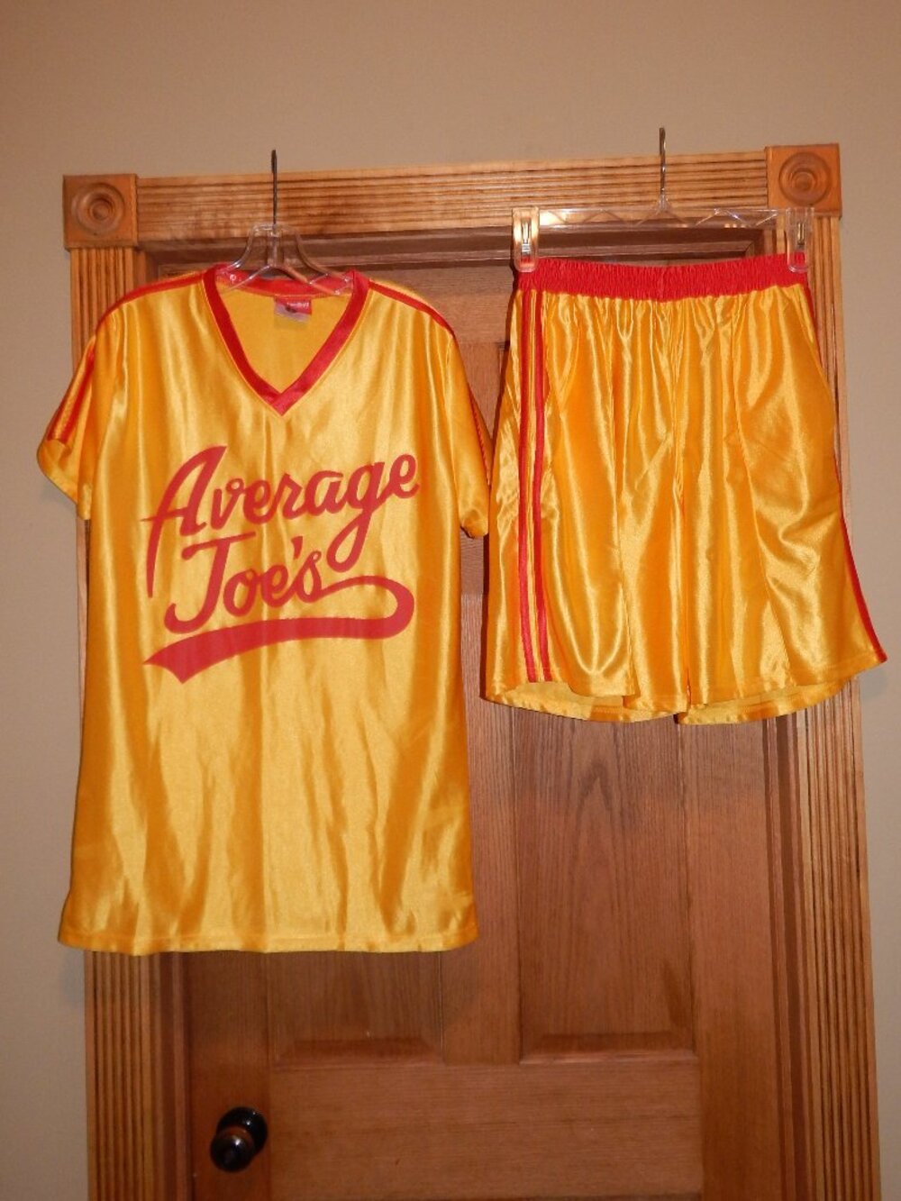 Dodgeball Average Joes Yellow Uniform Jersey & Shorts Costume Set Adult Size M